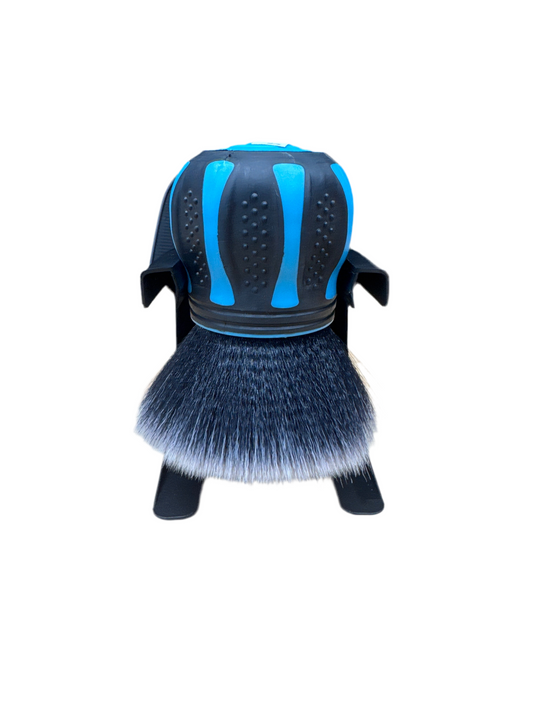 Curveball Detailing Brush